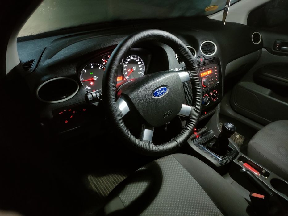 Ford Focus 2 / 1.6 TDCi