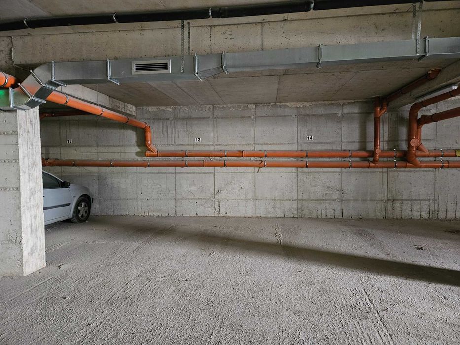 Дава се под наем Гараж / Паркомясто в Варна, Левски - 15 кв.м за 69.36 € - Снимка #3