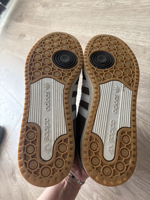 Кецове Adidas кафяви