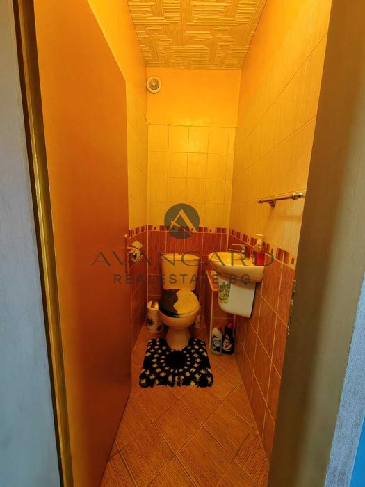 Продава се Тристаен апартамент в Пловдив, Център - 103 кв.м за 2000 €/кв.м - Снимка #8