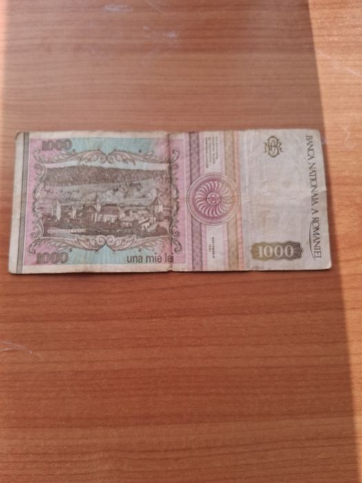 Vand   Bancnote vechi  3 bucati 250lei