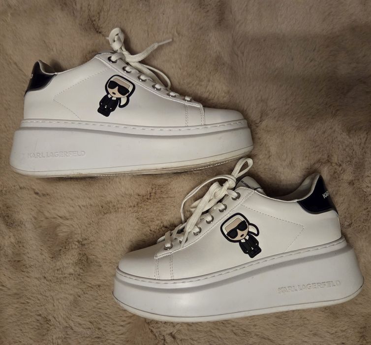 Vand adidasi Karl Lagerfeld