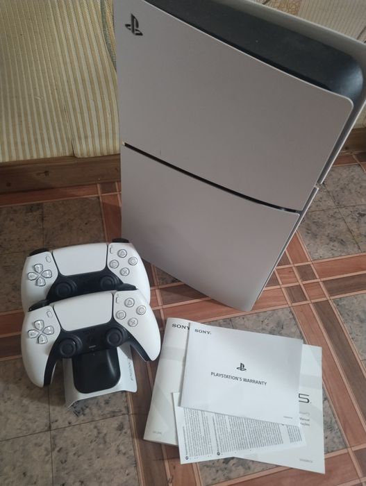 Продам ps 5р новую