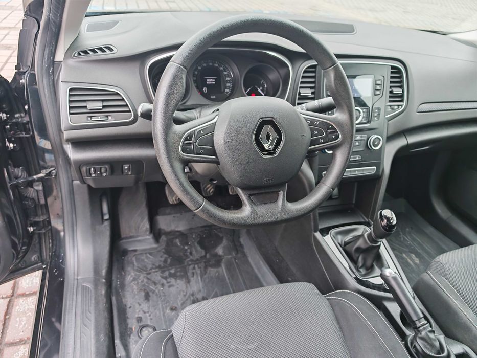 De vanzare Renault Megane Sedan, primul proprietar, fara schimburi