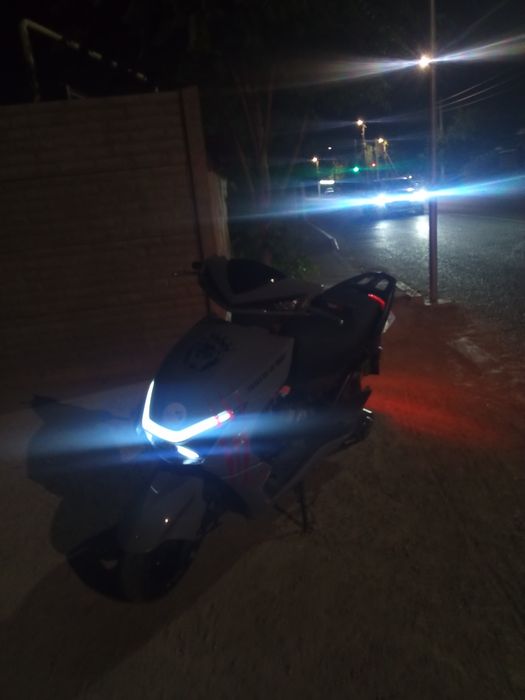 Продам скутер м12