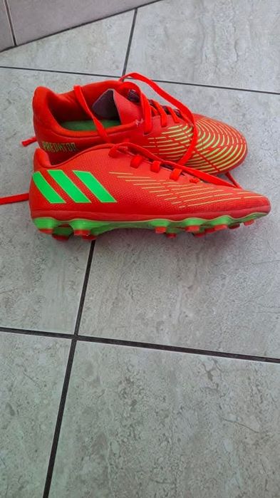 Бутонки Adidas Predator