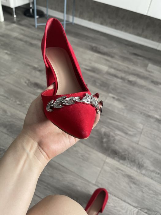 Продам туфли. 38 размер. 2000 тг