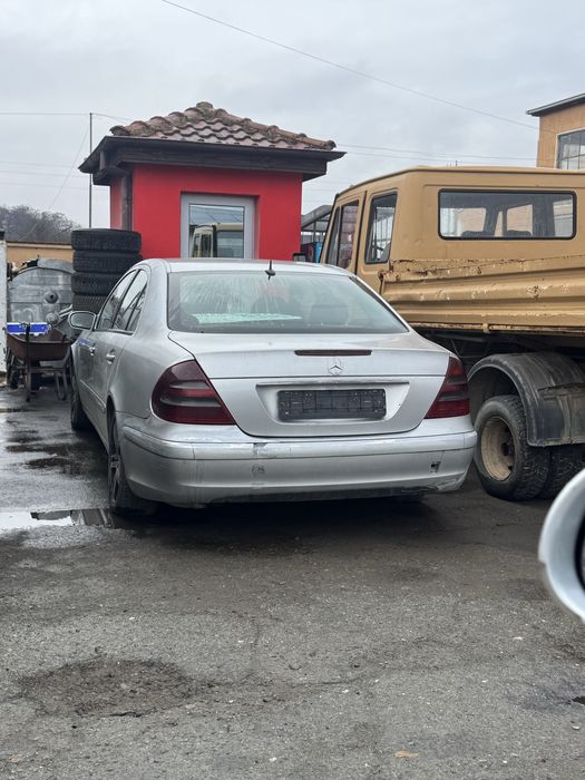 W211 на части или цяла!!!