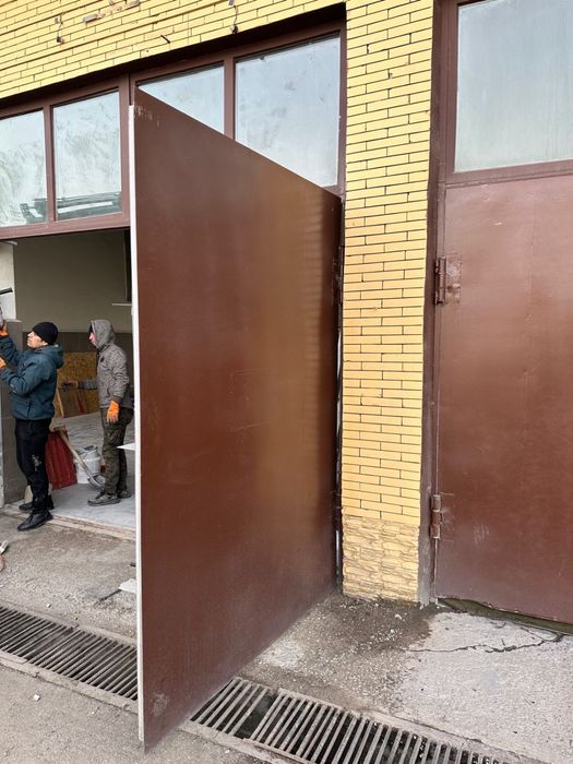 Продам ворота для помещении