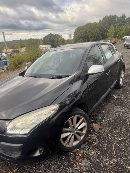 Dezmembrari Megane 3 1.6 benzină cod K4M848