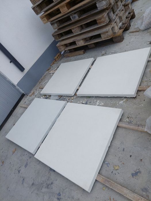 Pasi de pisica,japonezi,pavaj,dale beton armat,placi beton