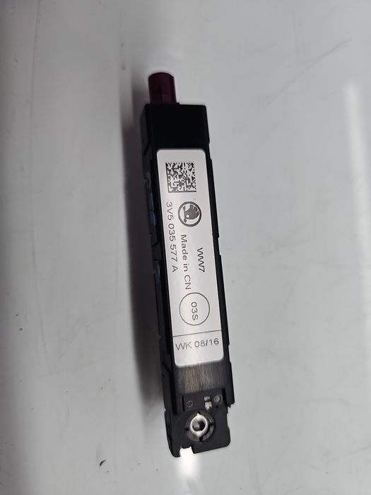 Amplificator antena Skoda Rapid (NH3) [Fabr 2012-2019] 3V5035577A