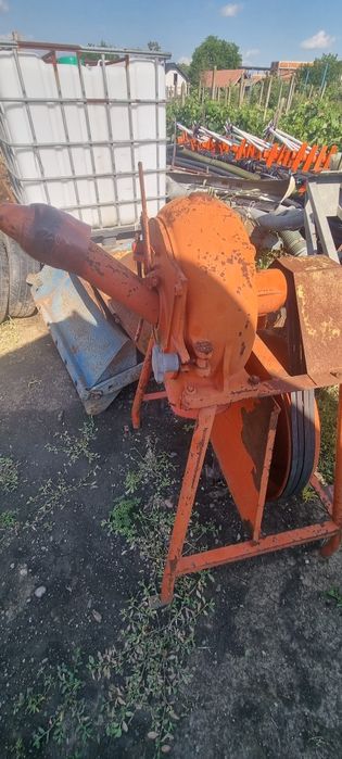 Moara la cardan  pompa de irigat la cardan
