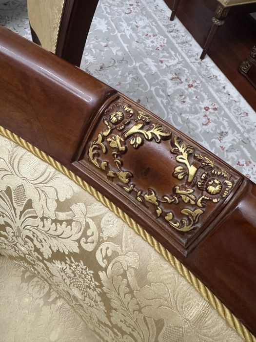 Стулья в ассортименте