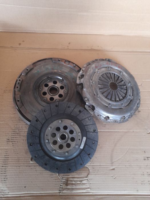 Kit ambreiaj cu volanta Citroen c5 2007 1.6 hdi