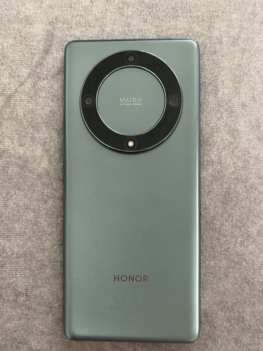 Honor Magic 5 lite
