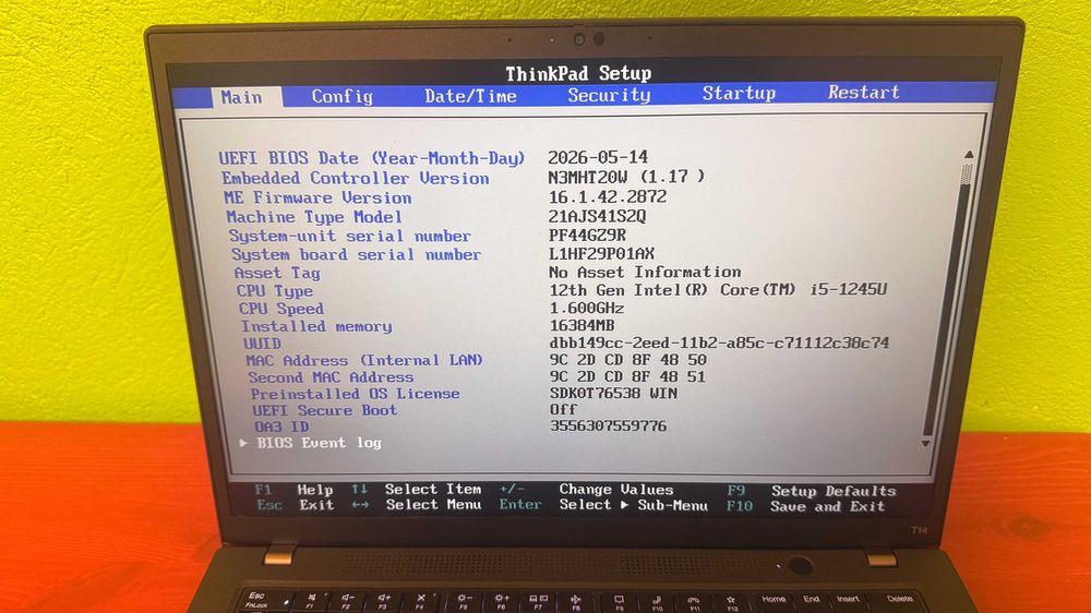 Thinkpad T14 Gen 3, core I5-1245U, 16 GB RAM, 256 GB NVME