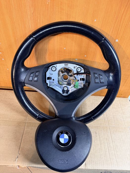Volan sport bmw e90 e91 e92 e93 e87 e81 e82 e88 e84