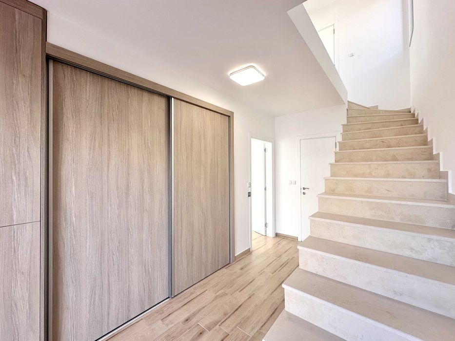 Продава се Къща в Поморие - 142 кв.м за 1901 €/кв.м - Снимка #23