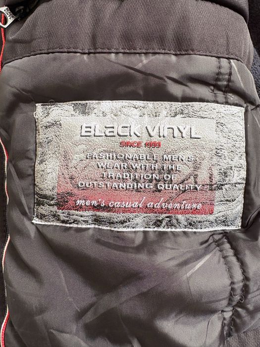 Продам зимнию куртку