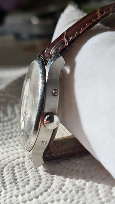 Ceas TISSOT T063.637.16.037.00 barbatesc aproape nou