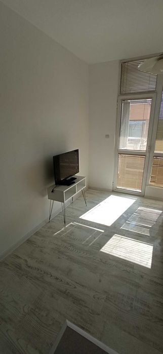 Продава се Двустаен апартамент в Пловдив, Христо Смирненски - 60 кв.м за 1892 €/кв.м - Снимка #2