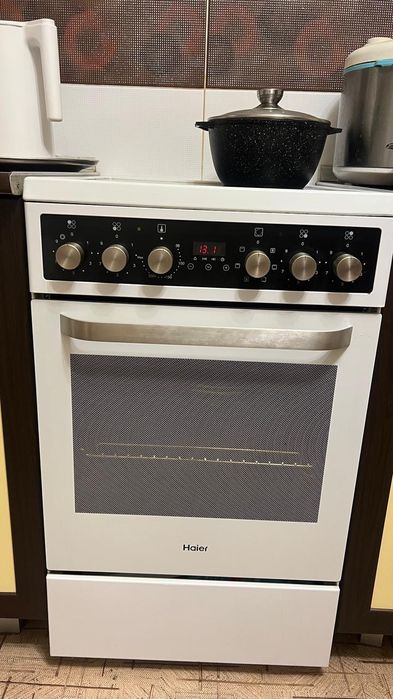 Продам плиту  Haier