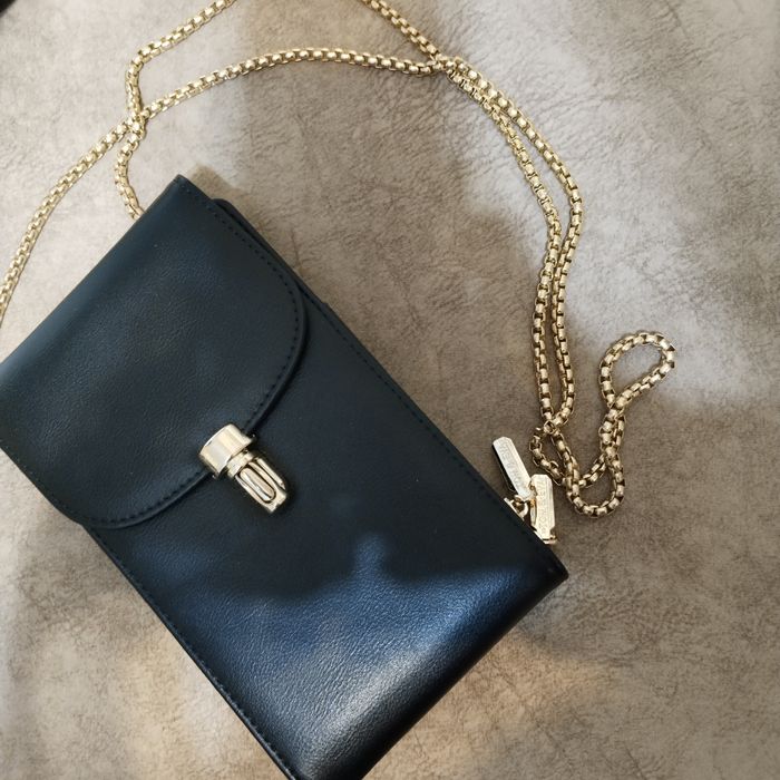 Сумка средняя кожаная