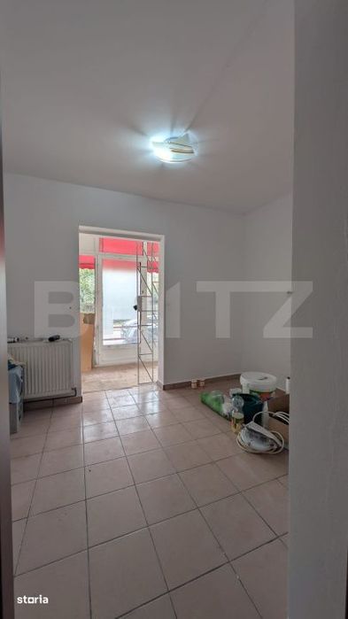 Spatiu comercial cu 2 Intrari Stradale, 70 mp, zona Micro 11