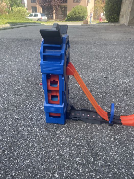 Голяма писта Hot Wheels