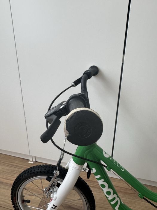 Bicicletă echilibru Woom 1 Plus, roți 14”, verde/alb