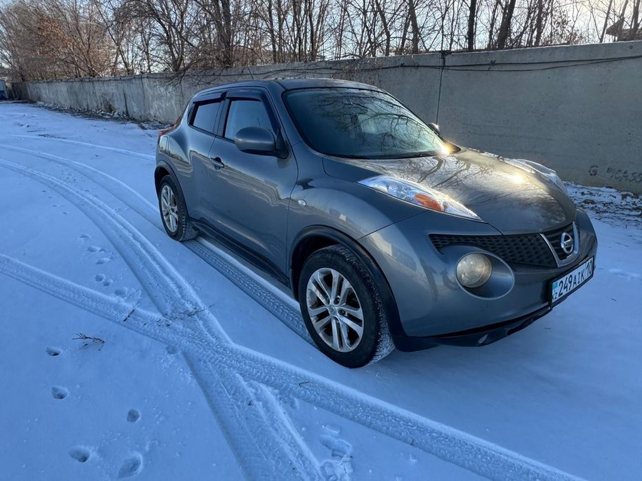 Ниссан жук кроссовер