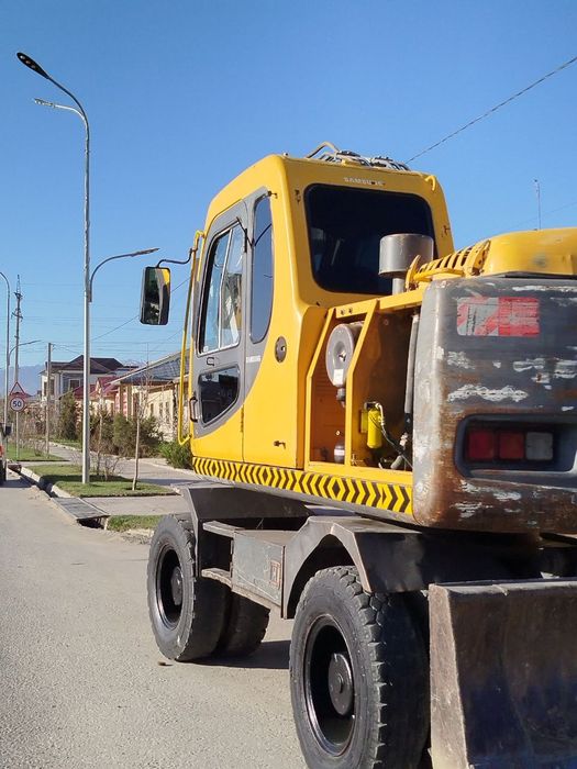 Самсунг экскаватор  2000 год сотилади холати зур