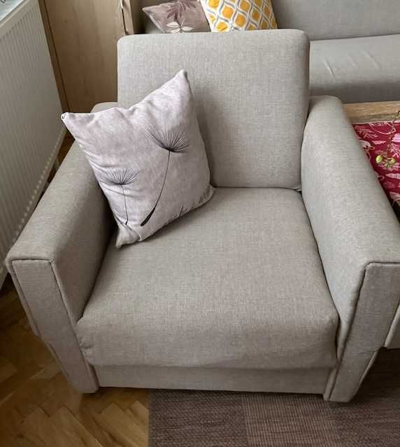 Диван , два фотьойла и 2 табуретки