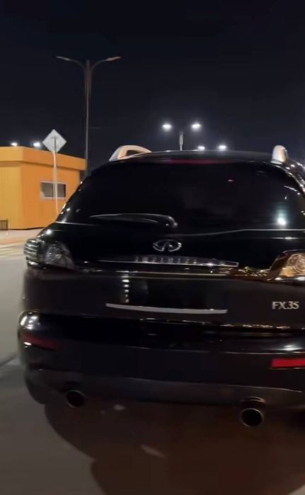 INFINITY FX 35 сотилади