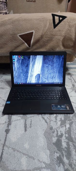 Ноутбук Asus X552C