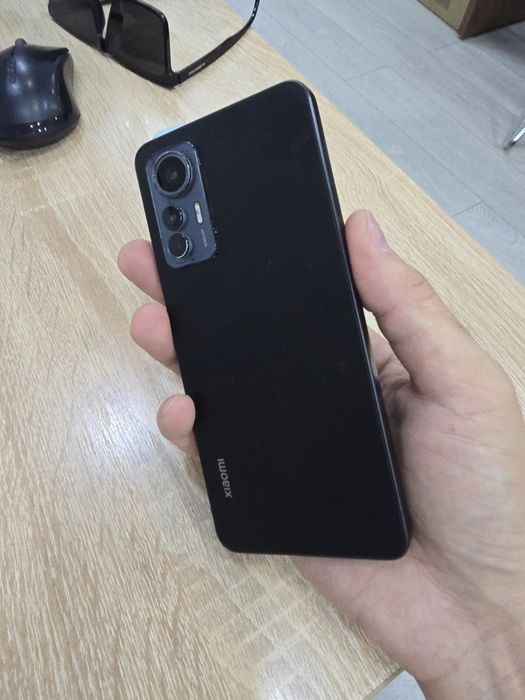 Продам Xiaomi 12 Lite 256гб