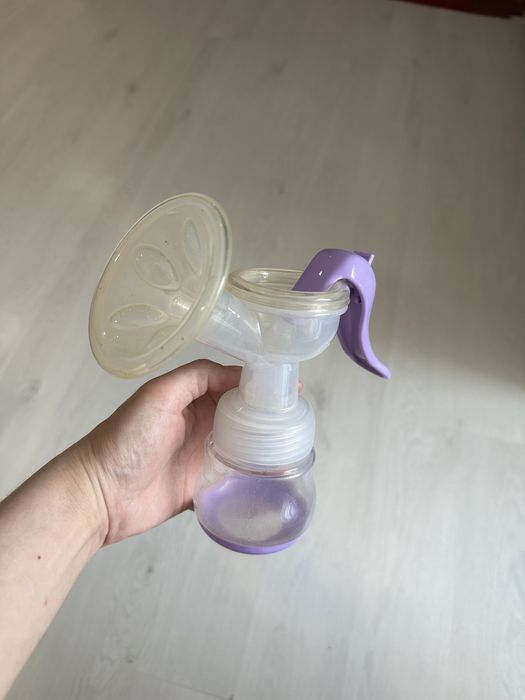 Отдам ручной молокоотсос