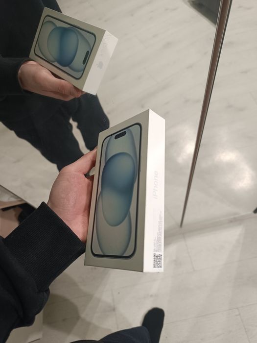 Новый айфон 15, 256гб 390к