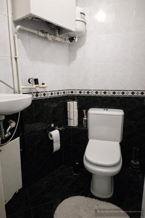 Тристаен апартамент под наем в кв. Кючук Париж