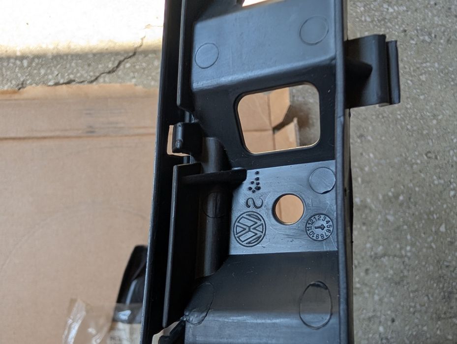 Suport dreapta bara fata vw passat b6