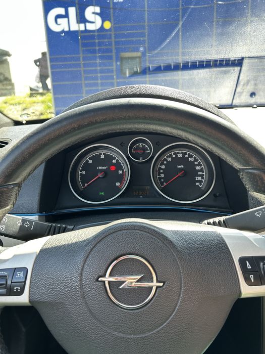 Opel astra H Cabrio 1.9 cdti 150vp