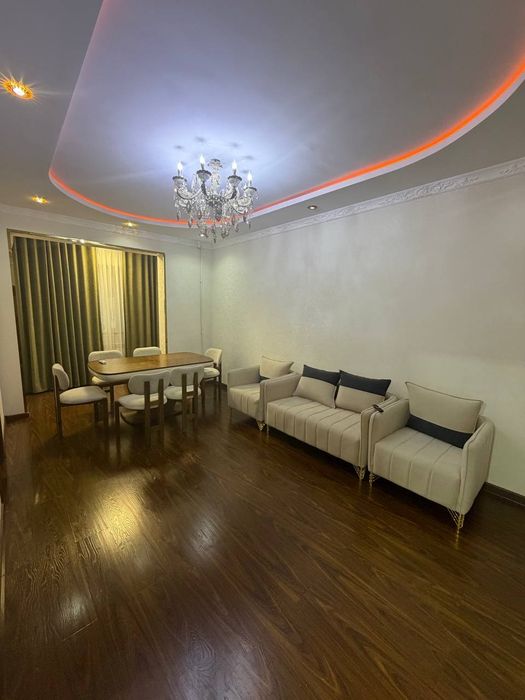 Чиланзар 18 3/3/5, Балкон 1,5х3, 67м2