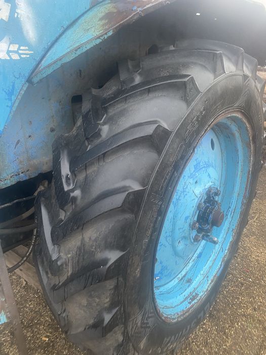 Продам трактор мтз