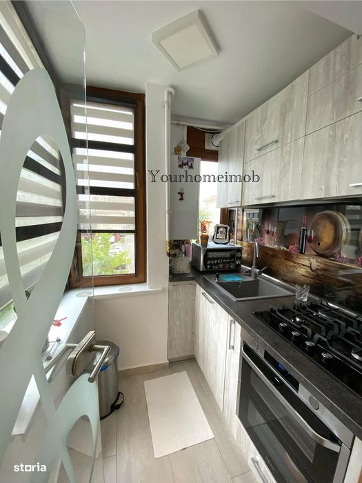 Apartament 3 camere decomandat, împărțit pe 2 etaje, Craiovița
