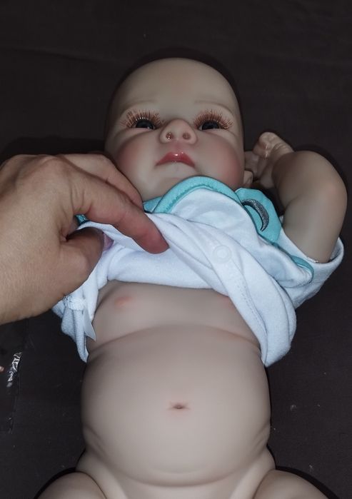 Реалистично бебе 45 см с изцяло винилови тяло