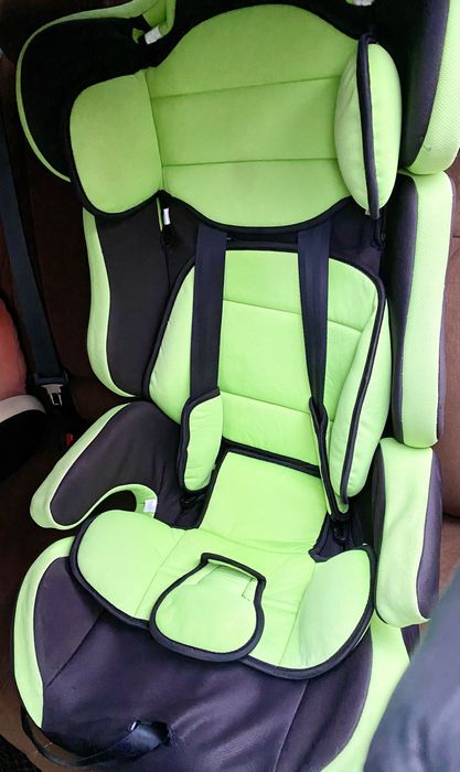 Автокресло-бустер 2 в 1