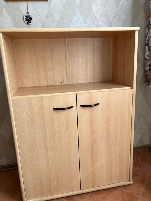 Шкаф (для кухни т.п)
