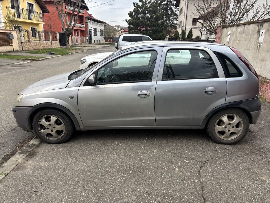 Opel Corsa C 1.3 CDTI 4 locuri