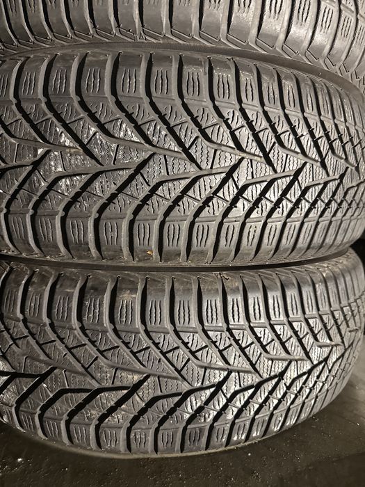Anvelope de iarna 225/65 R17